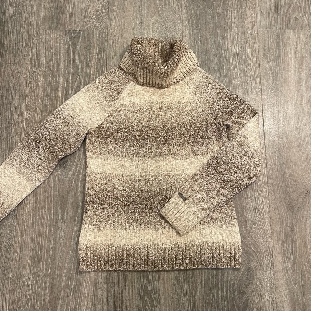 Columbia Brown Gradient Turtleneck Sweater